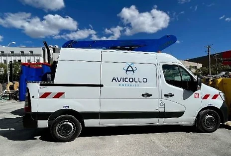 Fourgon nacelle d'Avicollo Énergies